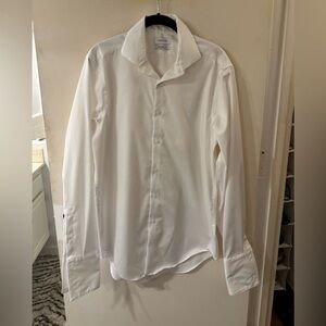 Calvin Klein Men’s infinite non-iron stretch White Button Down Shirt (M)